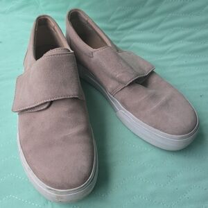 Vince Cage Suede Sneakers Women 8 pink Velcro platform casual athleisure blair